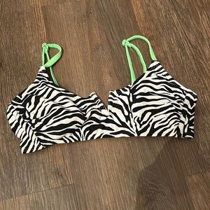Zebra top